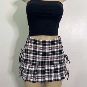 Plaid Lace-Up Mini Skirt - Black/White